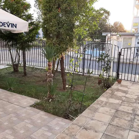 Azuro Sunny 阳光海滩