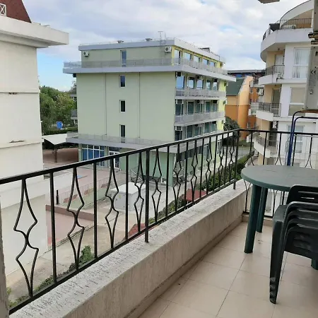 Azuro Sunny 3* 阳光海滩