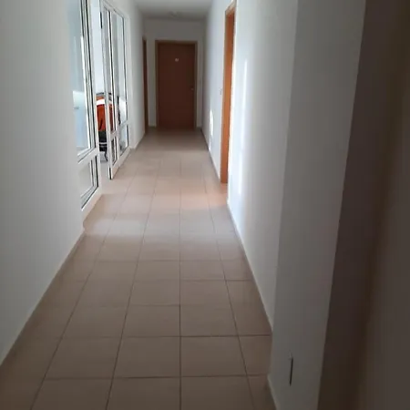 公寓 Azuro Sunny 阳光海滩