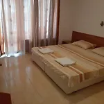 Azuro Sunny Apartament 3*