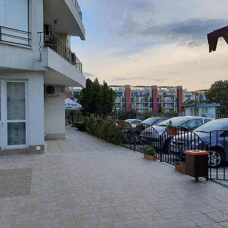 Azuro Sunny 3* Slantschew brjag